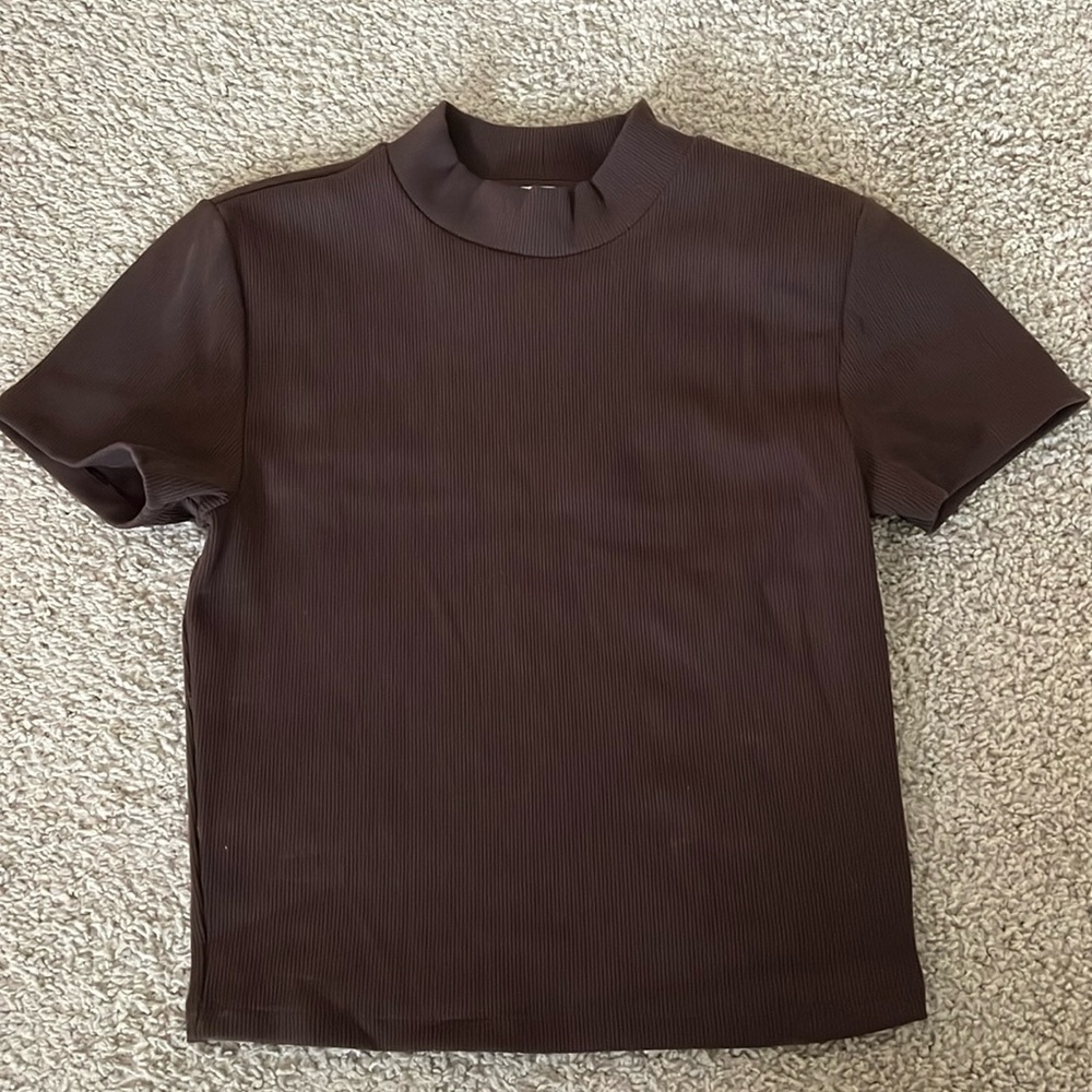 Babaton sculpt mockneck short sleeve